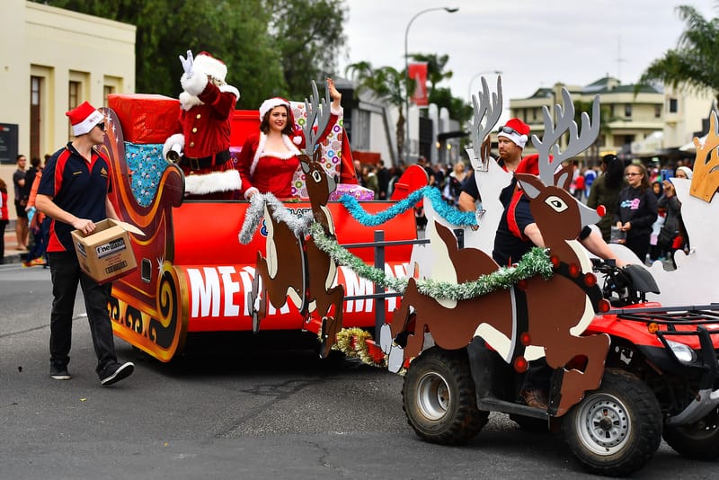 Renmark Xmas Pageant SOS post image